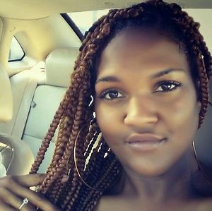 Meet your Posher, Annika